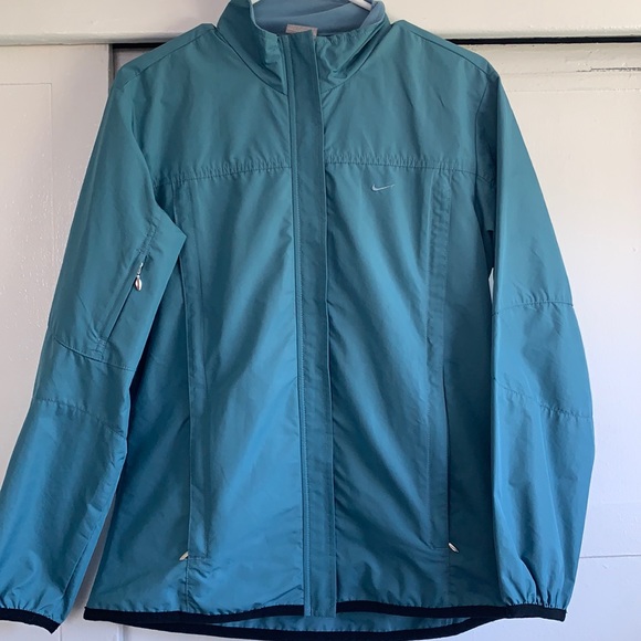 beautiful blue nike jacket - Picture 1 of 3